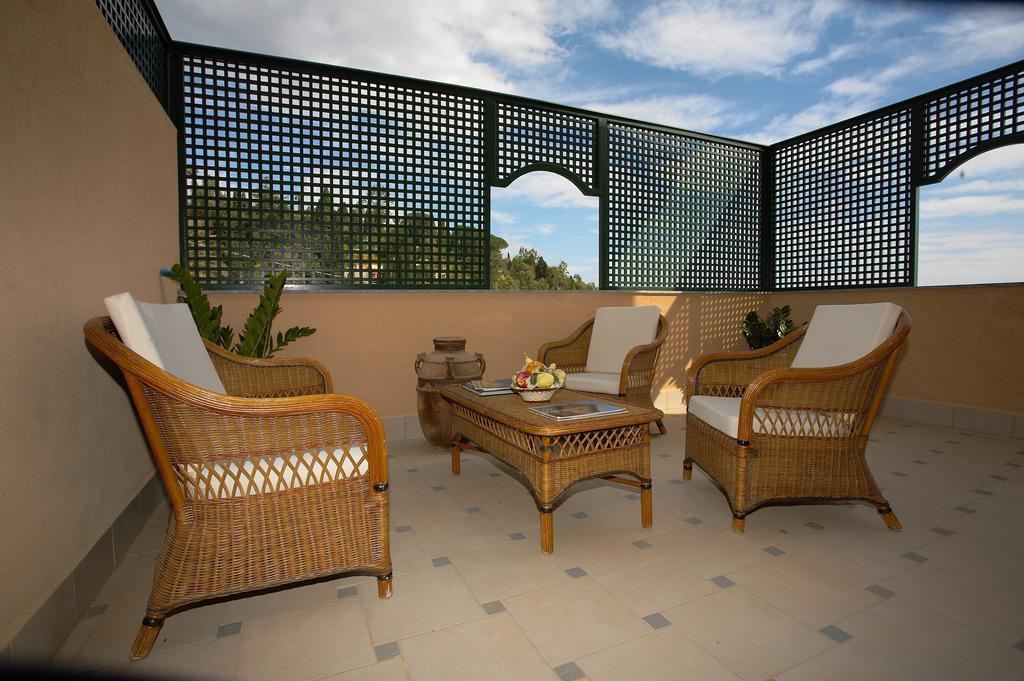 Meridiana Hotel Taormina Bagian luar foto
