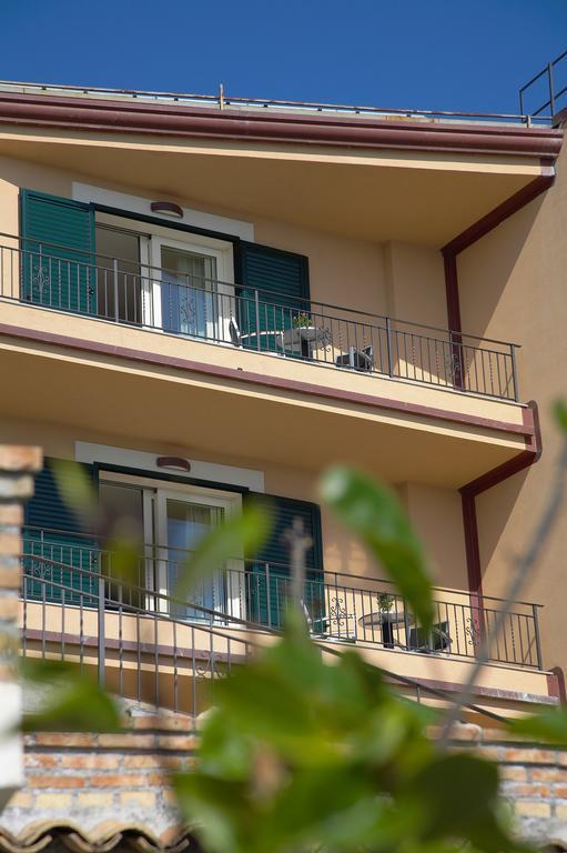 Meridiana Hotel Taormina Bagian luar foto