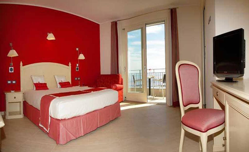 Meridiana Hotel Taormina Bagian luar foto